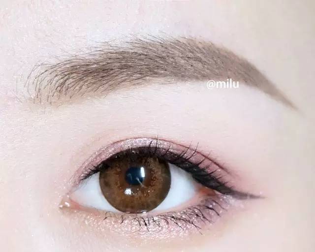 能完成80%种妆容的新手眼影盘推荐,适合新手的眼影盘一盘多用