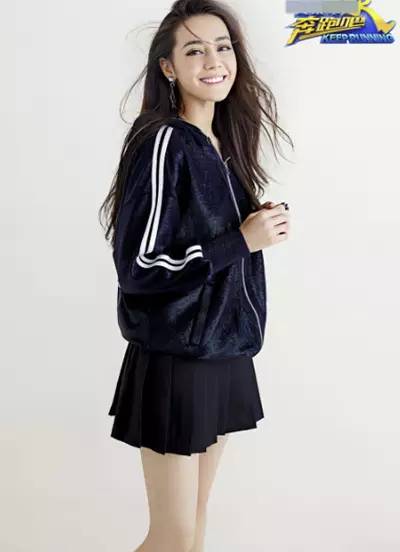 「事儿」《那片星空那片海》曝海报、《耳畔中国》开播、《爱来的刚好》热播、《热血长安》网络首播、迪丽热巴确认加盟《奔跑吧》