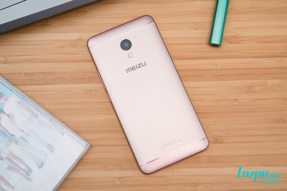 不单有颜值更还有快充魅蓝5s体验评测