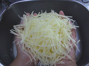 炒土豆丝怎么切土豆丝,切土豆丝的正确方法