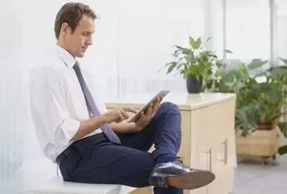 30岁之后关节会快速退化，有这6个习惯的人一定要谨慎！