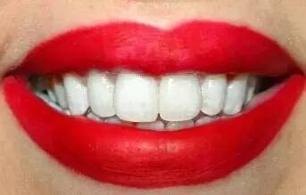 阿玛尼挚爱400和迪奥哑光999,dior999经典正红色口红图片