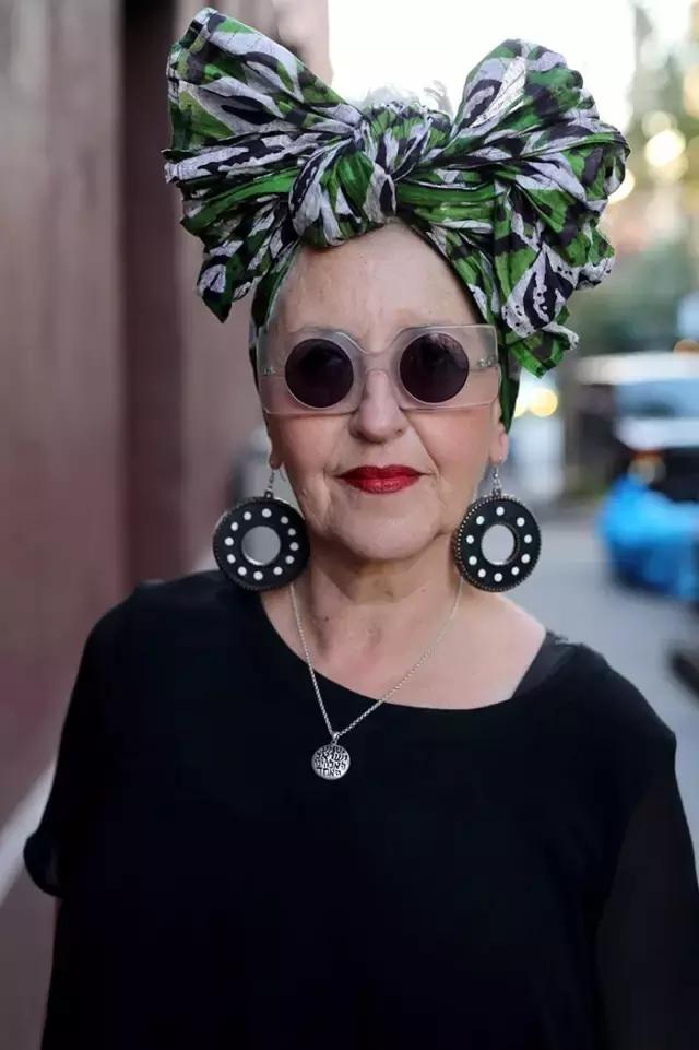 待我银发飘飘也要优雅到老图片,就算银发飘飘也要潇洒到老