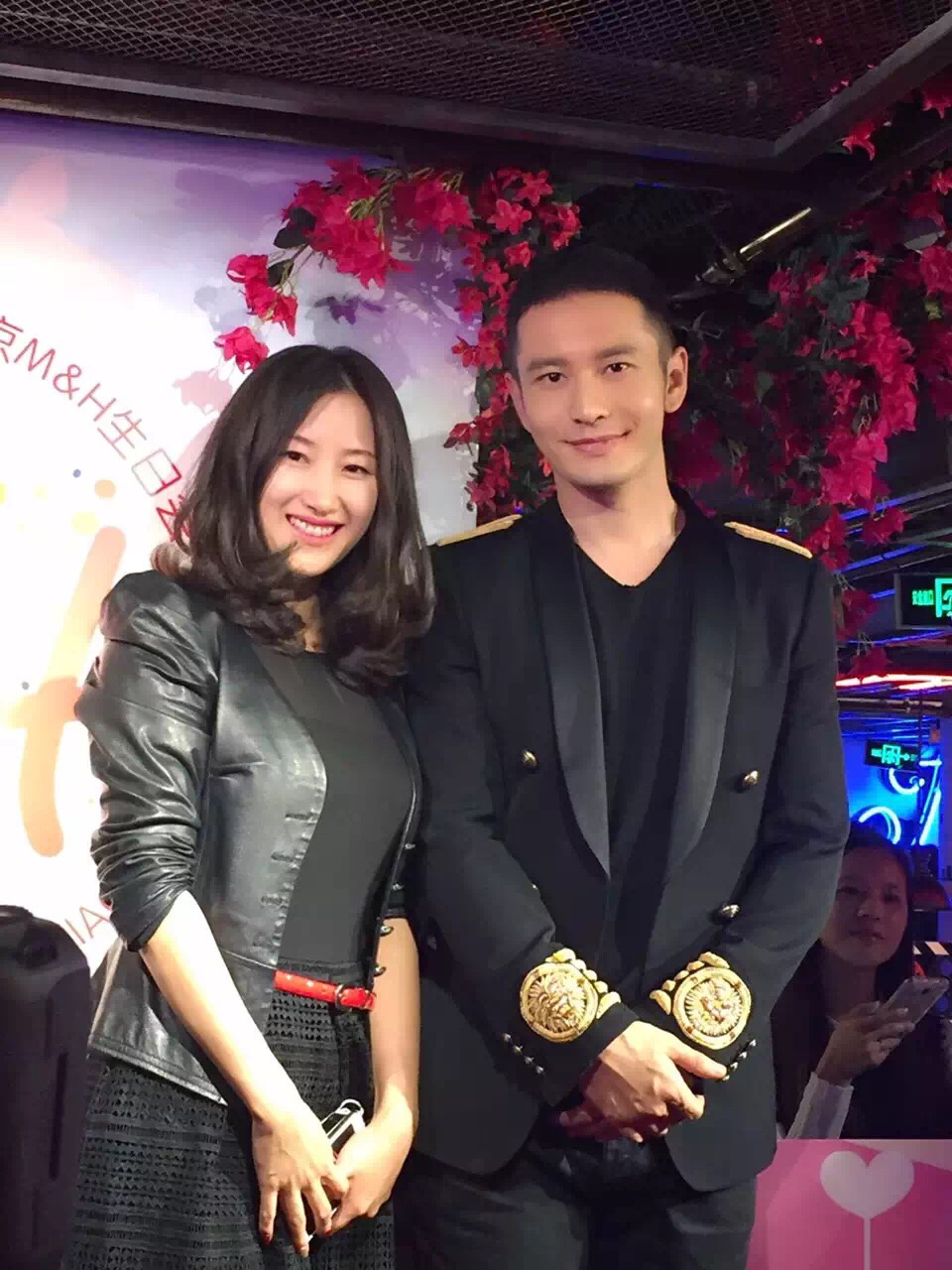 公司转型，四个月签约200名辣妈网红，获黄晓明与一下科技青睐