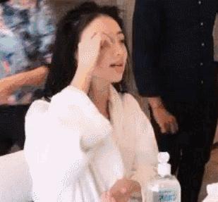 女明星们的护肤品大起底，看你买不买得起