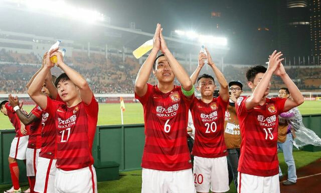 29岁的女少帅，居然能把香港男子足球，带到亚冠赛场！