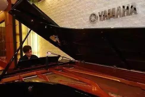 放眼四面八荒，玩跨界，舅服你——YAMAHA！