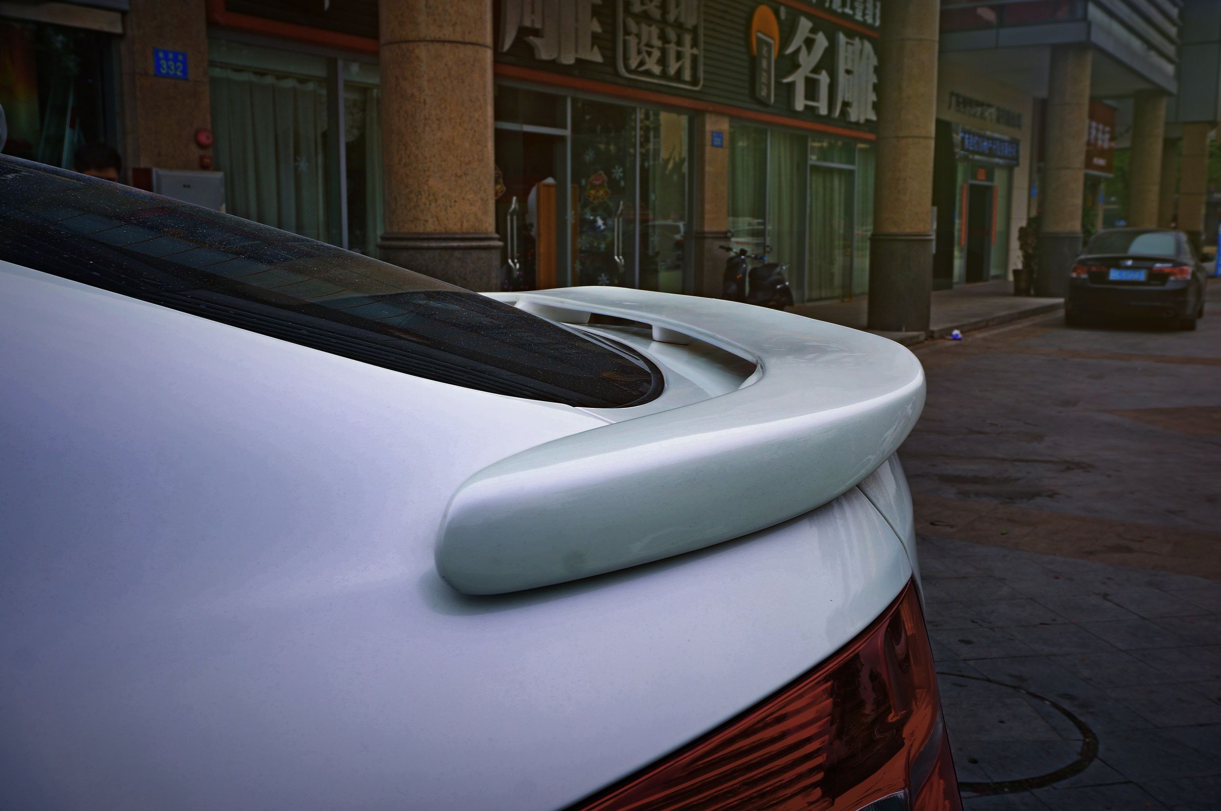 老款宝马x6改大灯和前后包围,宝马x6内外老改新改装案例