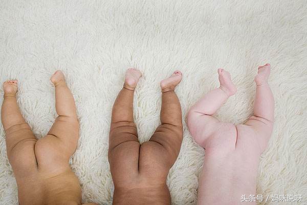 婴儿尿布的正确清洗方法,婴儿尿布发黄怎样清洗