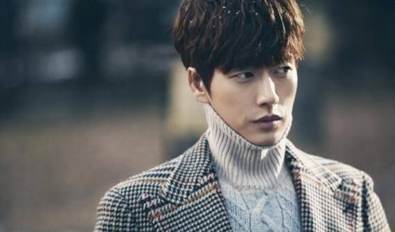 韩国10大男神颜值排名00后,韩国10大男神艺人表