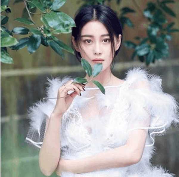 想混娱乐圈的女生,盘点近期爆火的娱乐圈女星