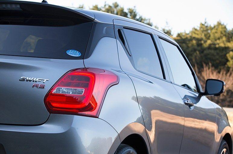 铃木雨燕2024款沉浸式体验,铃木雨燕1.5装机械增压