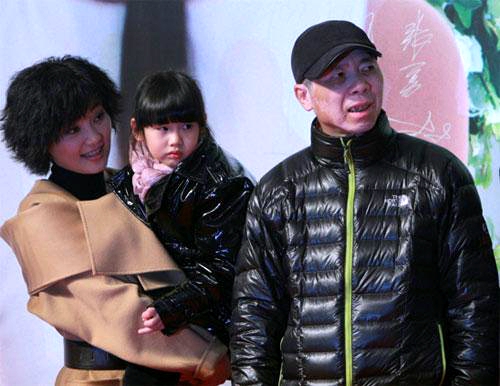 冯导身体健康状况如何了,冯导的白癜风咋样治好的