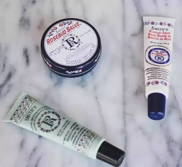 爆皮的唇膏,平价好用润唇膏