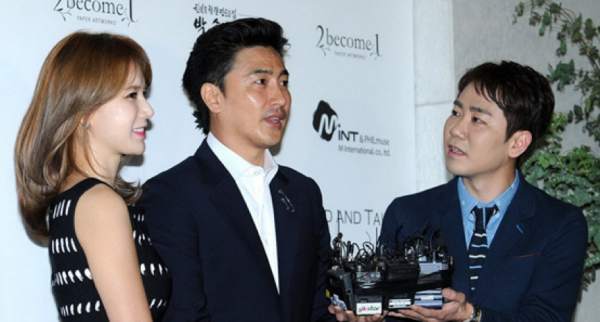 国外的体育解说确实不太一样，比如可以转行当总统