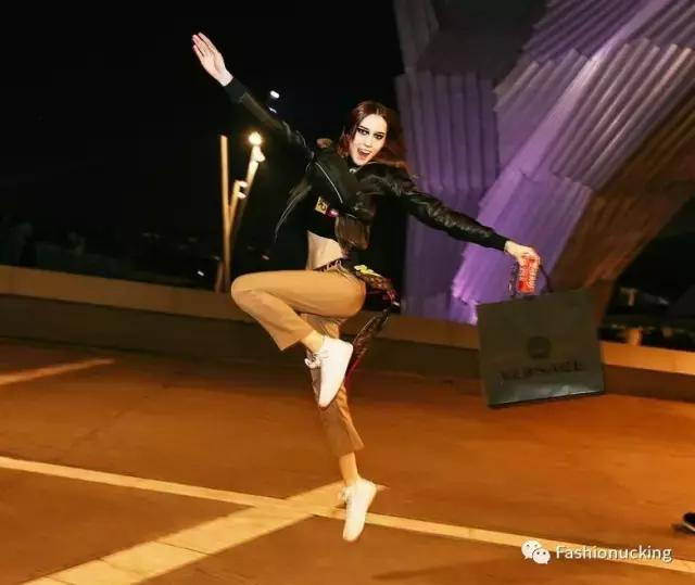 哪几款球鞋最值得买,今年好看的球鞋