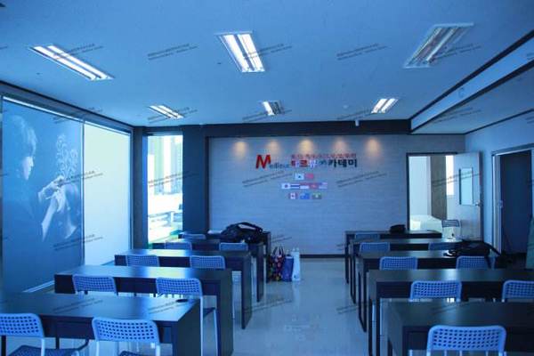 成都美容美妆培训学校,成都美妆纹绣学校排名前十