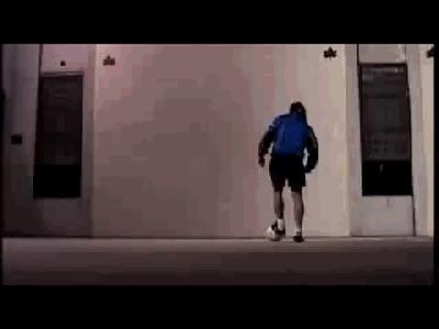 6-12岁足球球感训练足球基本技术,足球对墙训练