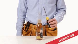 牙开瓶盖是怎样的风彩——潇洒不羁