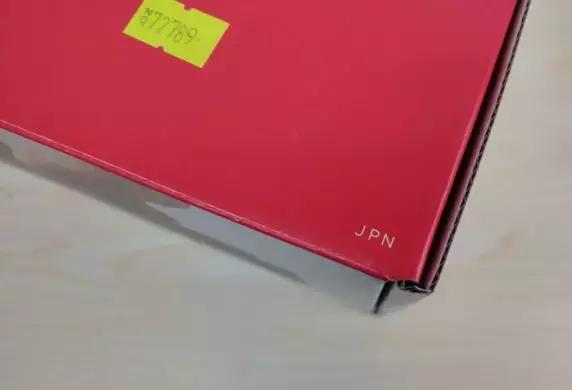 任天堂switch开箱鲤鱼解说,switch堡垒之夜限定版开箱