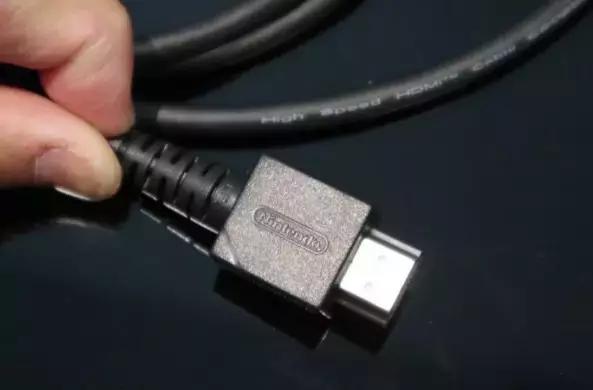 任天堂switch开箱鲤鱼解说,switch堡垒之夜限定版开箱