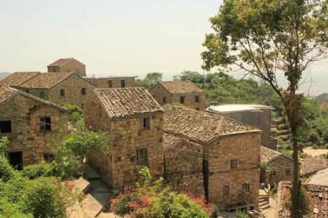 巴黎圣母院屹立在巴黎市中心,巴黎圣母院在巴黎哪里