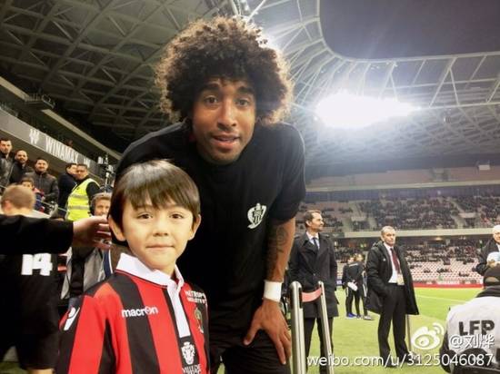 刘烨诺一破门,诺一刘烨扮老