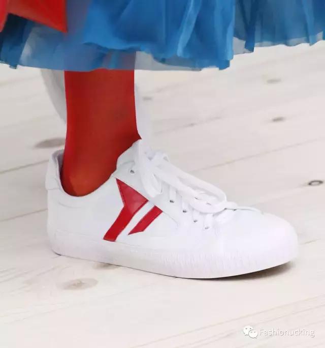 哪几款球鞋最值得买,今年好看的球鞋