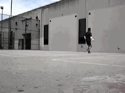 6-12岁足球球感训练足球基本技术,足球对墙训练