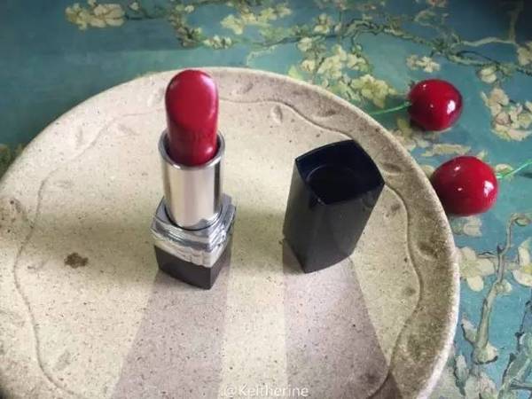 男朋友你听我说！钱都被这18支口红抢走啦……