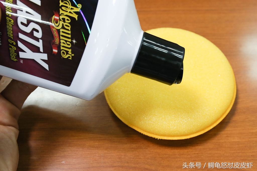 鱼缸刮伤怎么修复,鱼缸底如何防刮伤