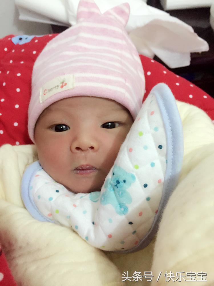 顺产女宝呛羊水只认奶瓶，孕妈用心扭转哺乳成功！