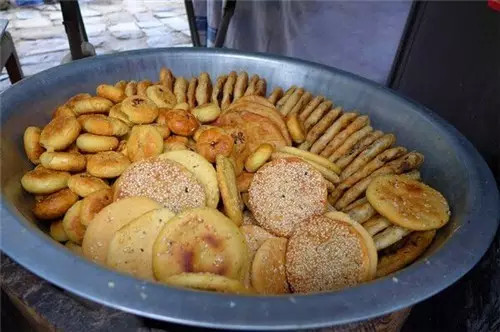 安徽宏村古镇有什么好吃的,黟县宏村旅游必备美食有哪些