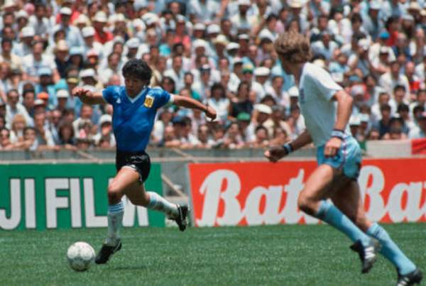 国外的体育解说确实不太一样，比如可以转行当总统