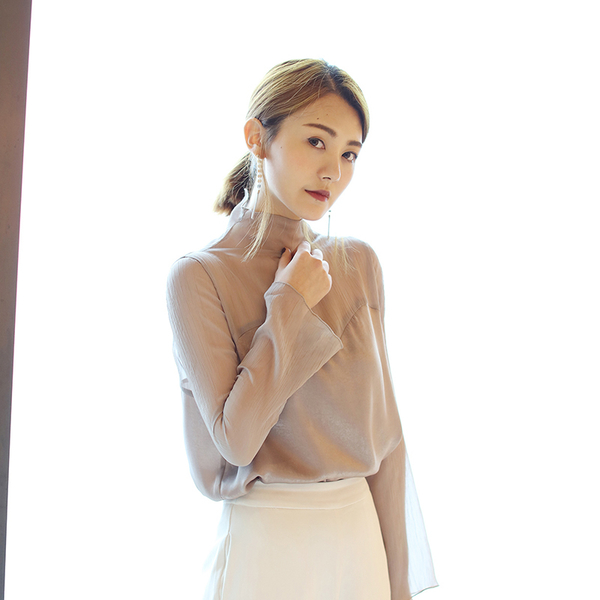 时尚洋气黑色雪纺上衣搭配直筒裤,白色雪纺裤裙搭配上衣