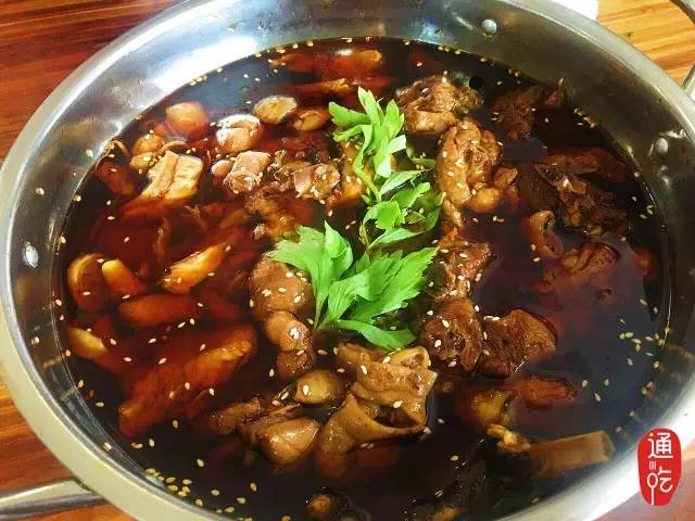 既然爱情抓不住，就让我痛痛快快地当个肥肠爱好者吧