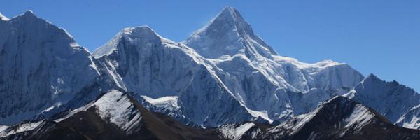 四川贡嘎山行走攻略有哪些,四川贡嘎山环线徒步需要哪些装备