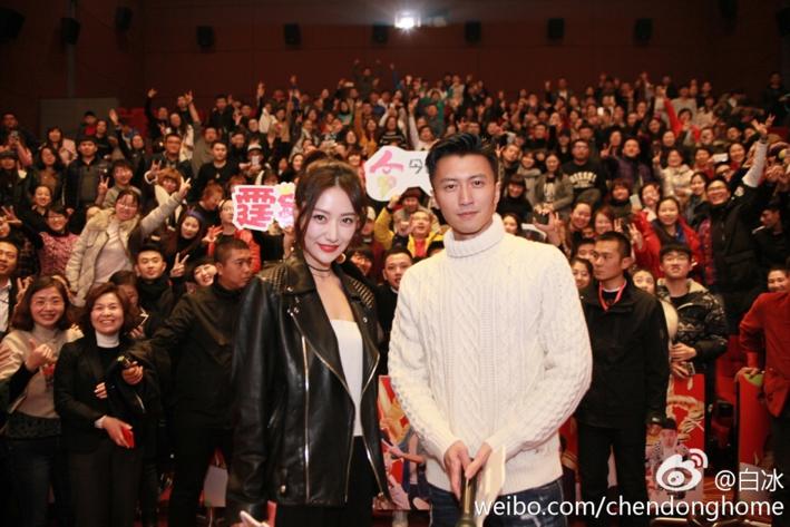 这好像是个假*冰白**，变美食博主可还行？！