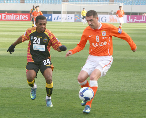 那些扎根中国的外援们一人竟手握欧洲教练证书执教高中校队