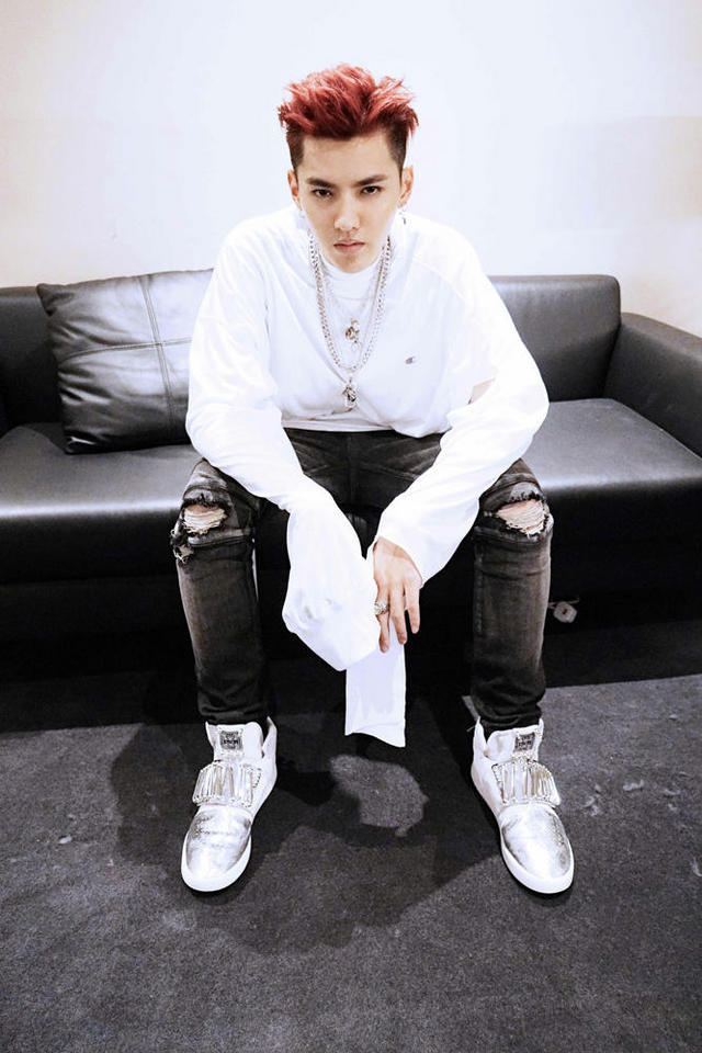 明星都在抢衣服,明星都在抢的卫衣