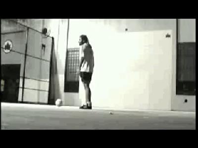 6-12岁足球球感训练足球基本技术,足球对墙训练