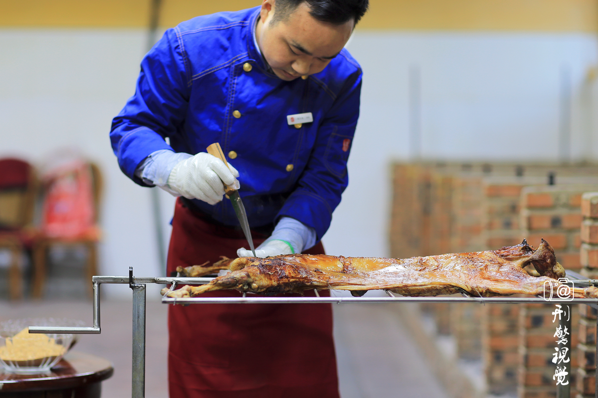 蒙古烤全羊的正宗配方,碳烤全羊的绝密配方