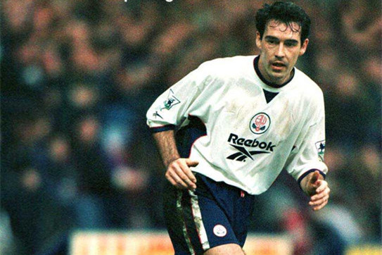 鐢荤湁浼犲,鐢荤湁浼犲鏁呬簨