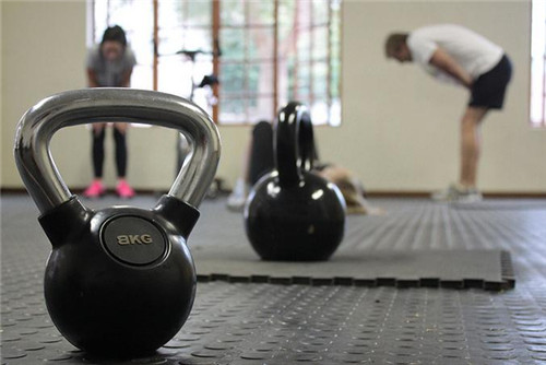 缓解眼睛劳累的瑜伽方式,缓解肩膀劳累的瑜伽动作