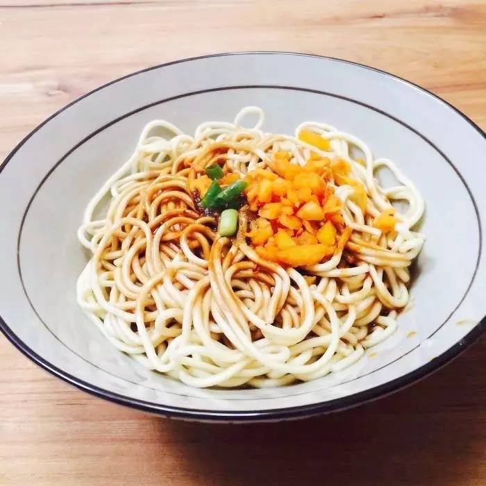 2号线地铁好吃的东西,顺着地铁2号线有哪些好玩的地方