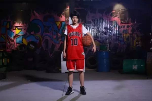 「今日话题专栏」很久没有看到这样舒服干净的青春片，少女时代不是只有恋爱和追星