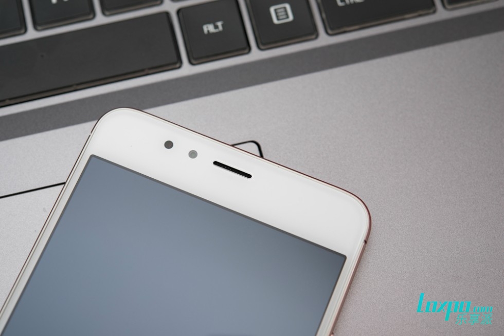 不单有颜值更还有快充魅蓝5s体验评测