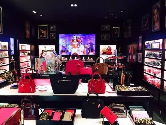 哇喔｜和代购saygoodbye！正牌维密来上海了，以前可能去了“假”维密！