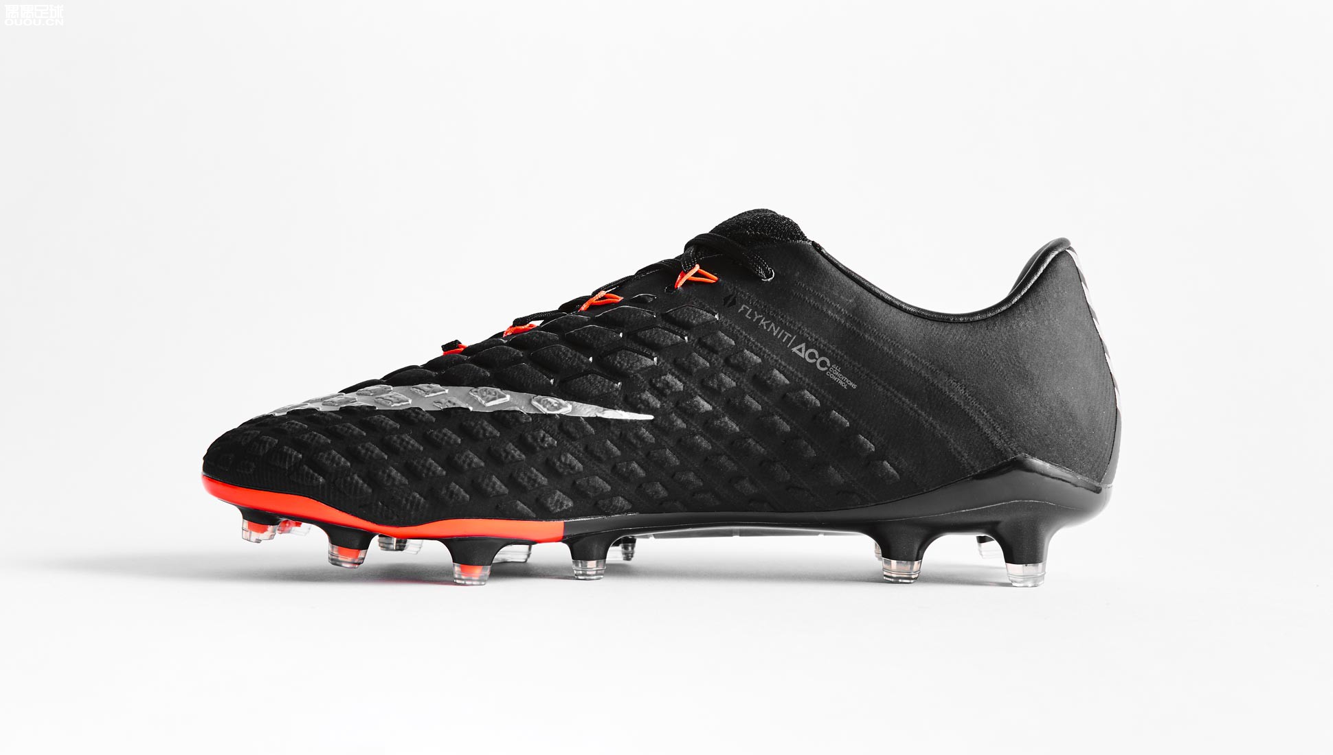 耐克毒锋3世界杯后配色,耐克毒峰3代