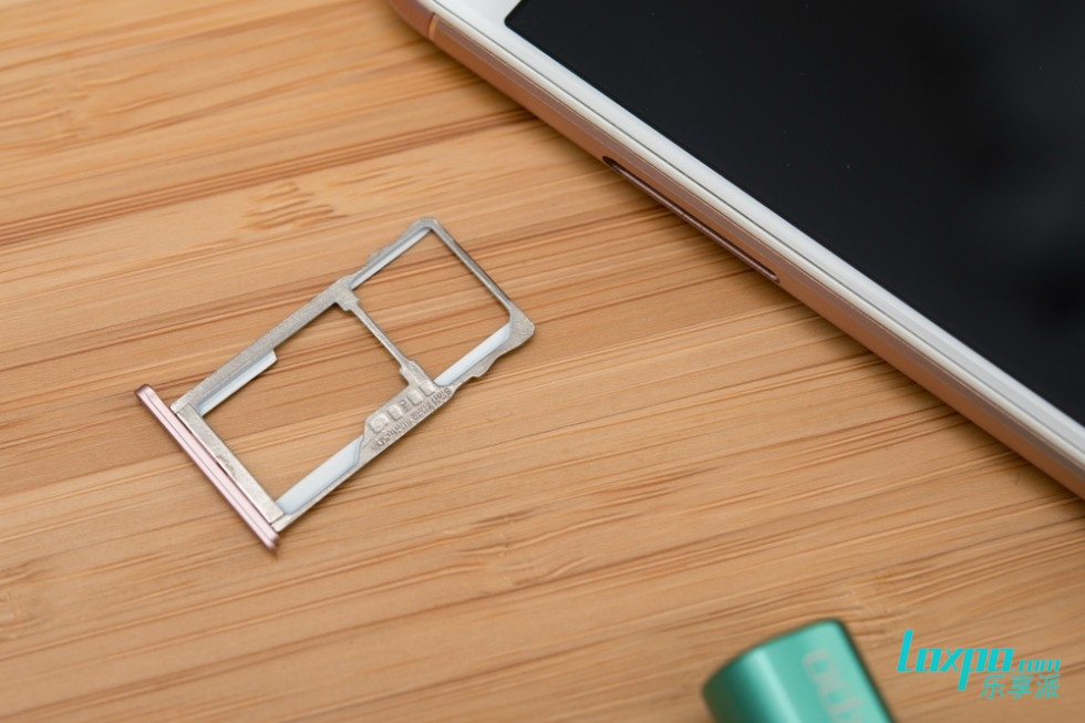 不单有颜值更还有快充魅蓝5s体验评测